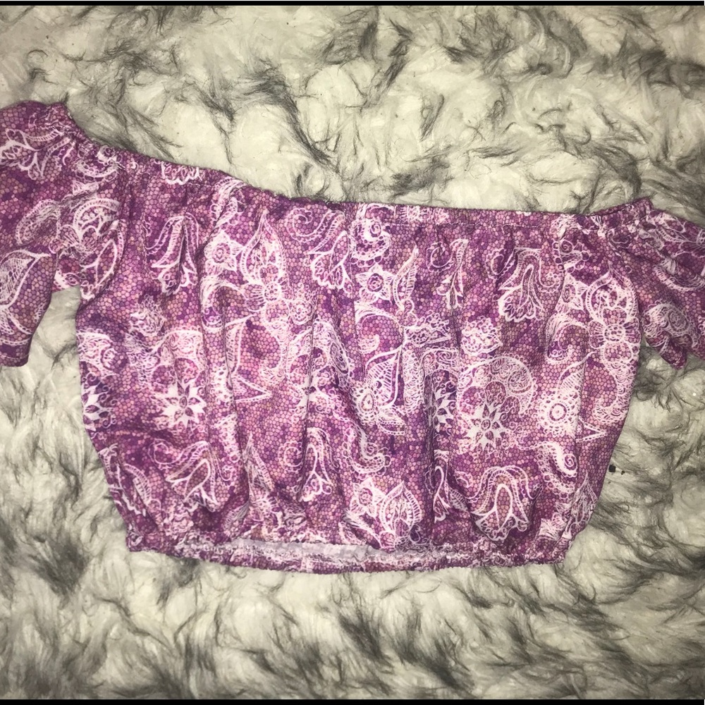 Pink paisley print crop top - Picture 2 of 2